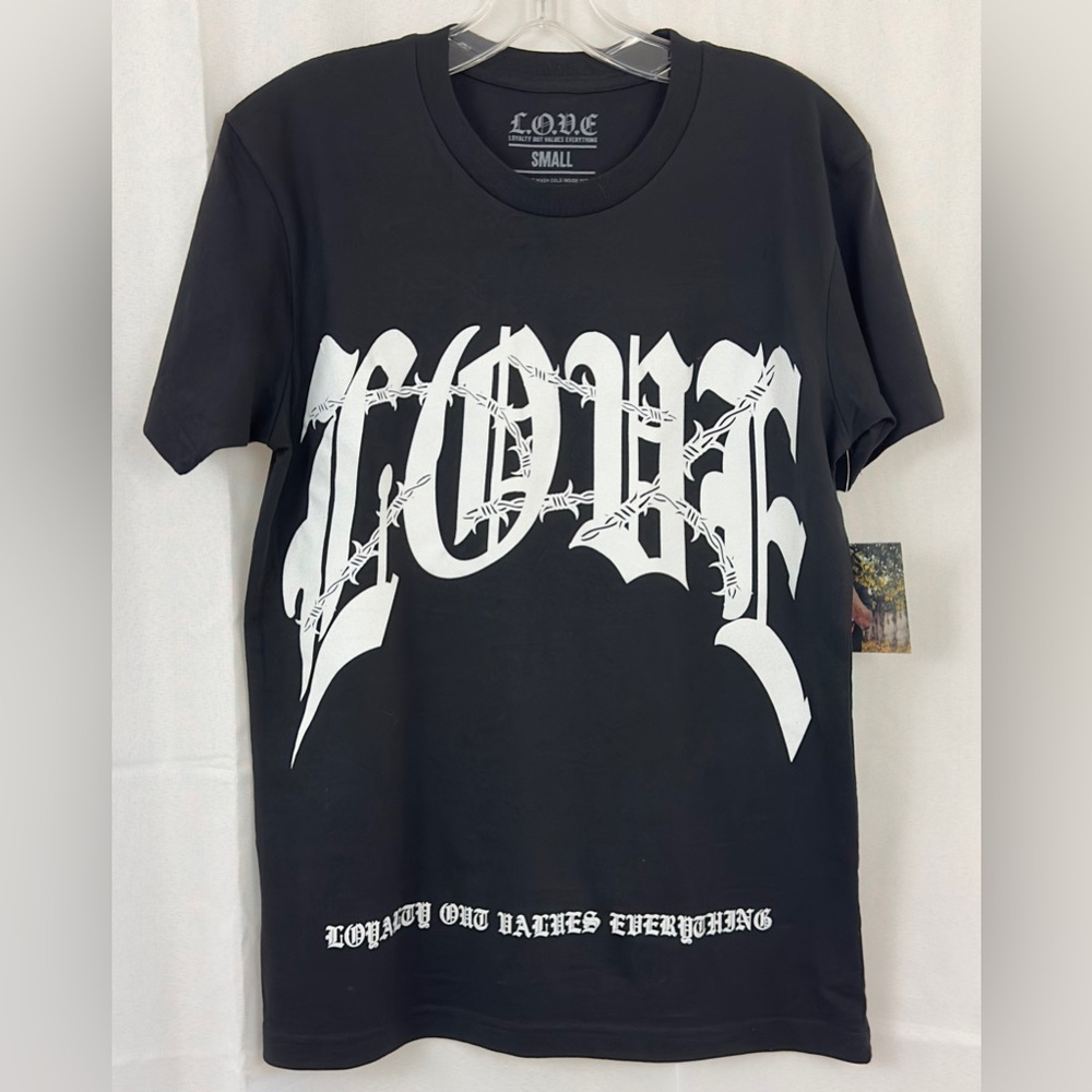 Kodak LOVE (Loyalty Out Values Everything) Black Graphic Short Sleeve  Small NWT